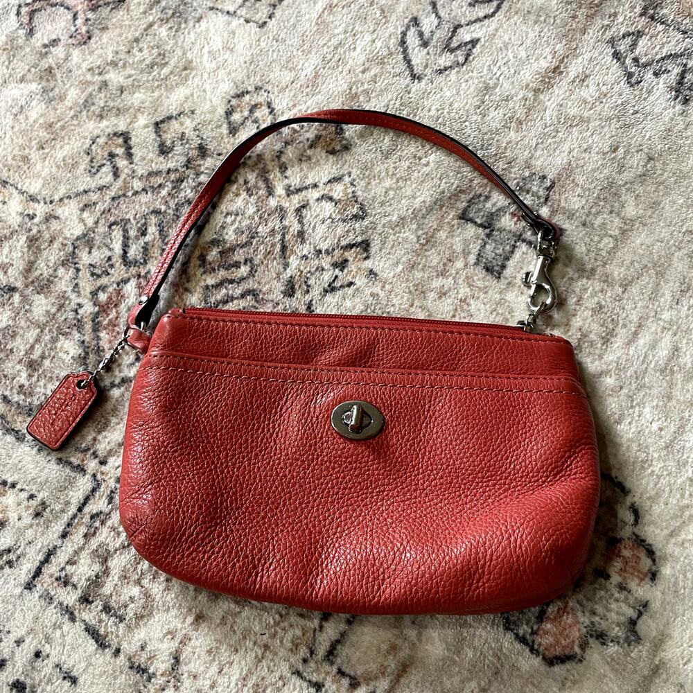 Coach F49472 Park Leather Medium Wristlet in Tearose Coral - Picture 2 of 8